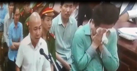 Đại án OceanBank: Hà Văn Thắm bật khóc vì thuộc cấp nói lời "gan ruột"