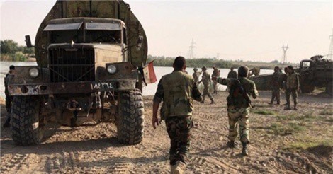 Vượt sông Euphrates, quân đội Syria thắng vang dội IS ở Deir Ezzur