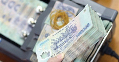 Doanh nghiệp "bơm" hơn 1,9 triệu tỷ đồng vào nền kinh tế