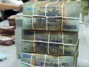 Chính phủ nợ hơn 94 tỷ USD
