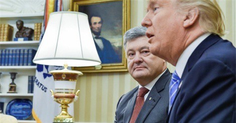 Trump nói với Poroshenko: Ukraine không dễ sống