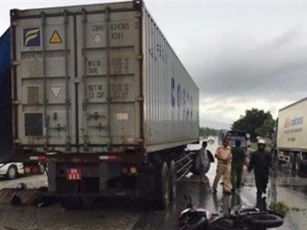 Danh tính nam sinh viên tử vong sau va chạm với xe container