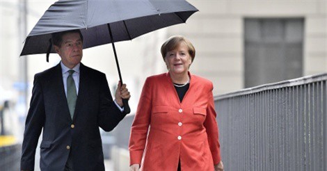 Đức: Bà Merkel giành chiến thắng chưa từng có tiền lệ