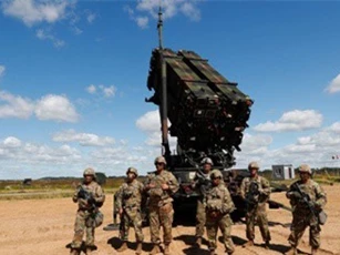 Mỹ chuyển lô hàng Patriot đầu tiên tới Ba Lan vào năm 2020