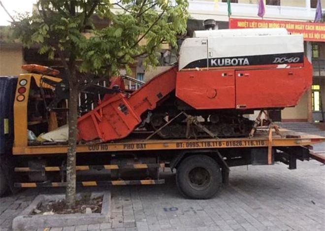 Trộm máy gặt ở Thanh Hóa, thuê xe "tuồn" ra Hải Dương bán