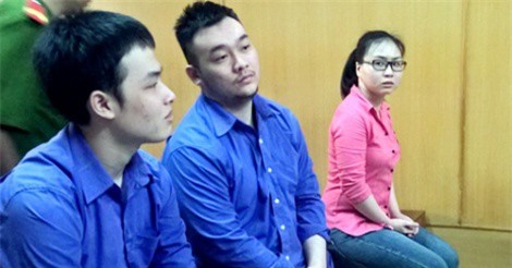 Cô gái chủ mưu tạt axít nữ sinh Sài Gòn bị tăng hình phạt 