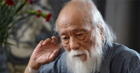 Thầy Văn Như Cương nói gì khi phụ huynh tố trường hà khắc?