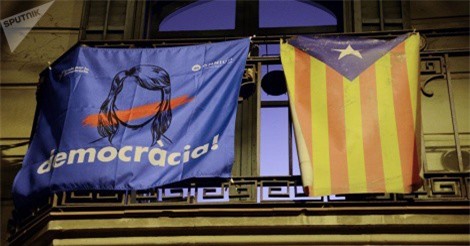 Quốc hội Catalonia dọa đơn phương tuyên bố độc lập 