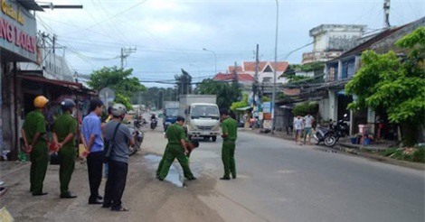 Đi chơi với bạn trai, nữ sinh bị ném đá tử vong