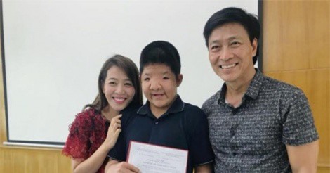 Con trai Quốc Tuấn nhận học bổng: Giám đốc Học viện Âm nhạc nói gì?