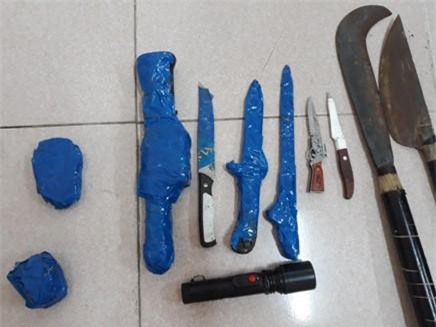 Vụ nổ súng ở Gia Lâm: Rùng mình "kho" hung khí của nghi phạm