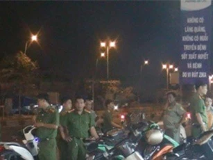 Nhân viên quán nhậu bị 2 thanh niên lạ mặt đâm gục