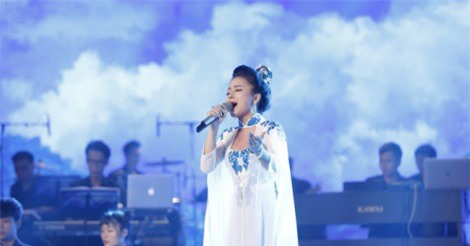 Phan Ngọc Ánh gây ấn tượng tại chung kết xếp hạng Sao Mai 2017