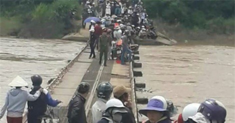 Đã tìm thấy thi thể bé trai 8 tuổi bị cuốn trôi khi đi qua cầu Ông Thiều