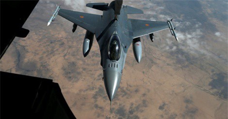 Hezbollah tố Mỹ dùng không quân che chắn cho IS