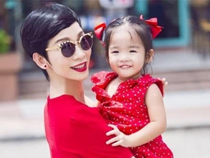 Xuân Lan công khai bố bé Thỏ: "Sốc" về người cha bội bạc