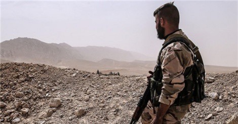 Quân đội Syria "chĩa mũi dùi" vào căn cứ IS ở bờ Đông sông Euphrates 