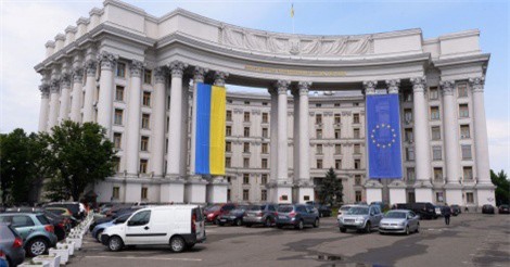 Ukraine nổi cơn thịnh nộ khi Tổng thống Séc đề nghị về Crimea