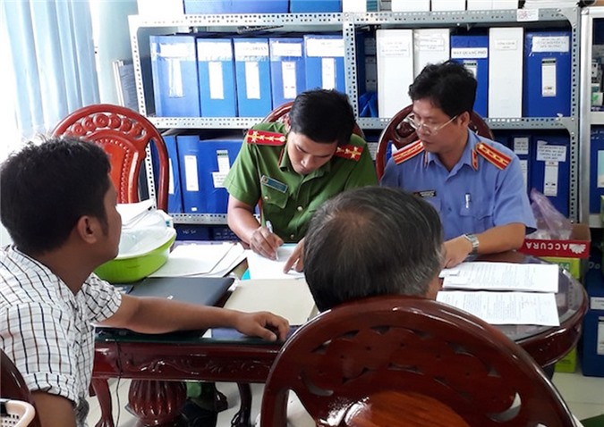 Khởi tố hai cán bộ tài nguyên - môi trường gây thất thoát tiền tỷ