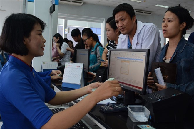 Hành khách nên mua vé tàu tết năm 2018 ở đâu?