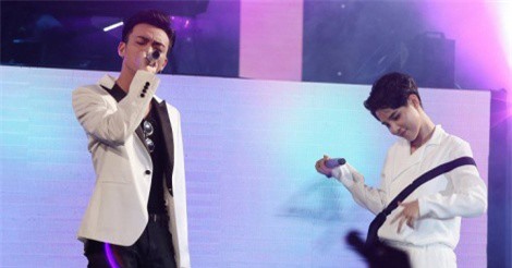 Vũ Cát Tường đón nhận nhiều bất ngờ nhân dịp sinh nhật