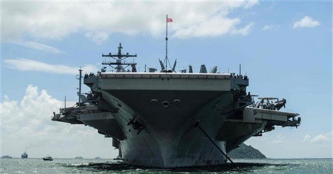 40 tàu chiến Mỹ - Hàn tới sát Triều Tiên