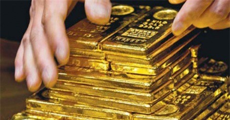 Giá vàng lao dốc phiên đầu tuần