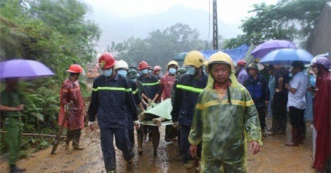 Sạt lở đất ở Hòa Bình: Tìm thấy thi thể nạn nhân thứ 14