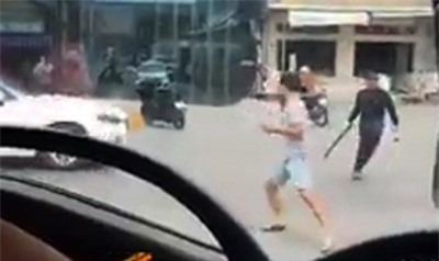 Làm rõ vụ 20 thanh niên vác mã tấu chém nhau trên QL51