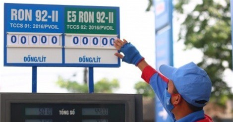 Ngày mai, giá xăng sẽ tiếp tục giảm?