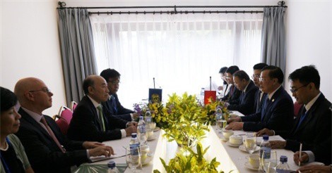 Bộ trưởng Đinh Tiến Dũng tiếp Phó Tổng Giám đốc điều hành IMF