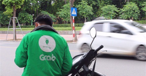 Điều tra tài xế GrabBike mang vũ khí nóng đi thanh toán đối thủ