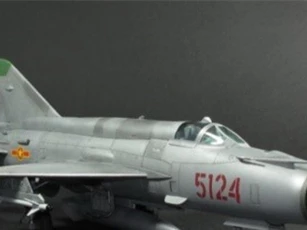 Dân Mỹ bất ngờ được mời mua máy bay tiêm kích Liên Xô