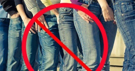 TP HCM đề xuất cấm công chức mặc quần jeans, áo thun trong giờ làm việc