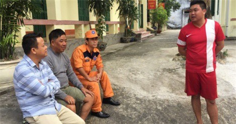 Tìm thấy 3 thuyền viên sà lan bị chìm ở Bạch Long Vỹ