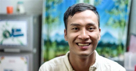 Tuyên dương nam sinh viên trả lại 320 triệu đồng cho khách bỏ quên