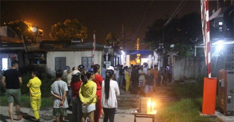 Bỏ xe máy cạnh đường ray, nam thanh niên lao vào tàu hỏa tử vong