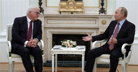 Putin thảo luận với Tổng thống Đức về việc đưa quân tới Ukraine