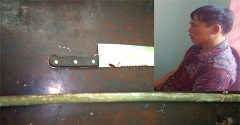 Thanh Hóa: Xách dao chém bạn vì mời uống bia mà từ chối