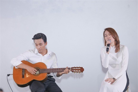 Mỹ Tâm tiết lộ bất ngờ về MV "Đừng hỏi em" với 500 fans hâm mộ