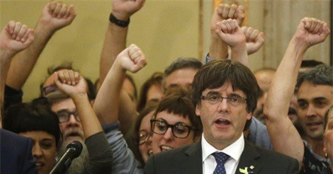 Nghị viện Catalonia thừa nhận đã bị Tây Ban Nha giải thể