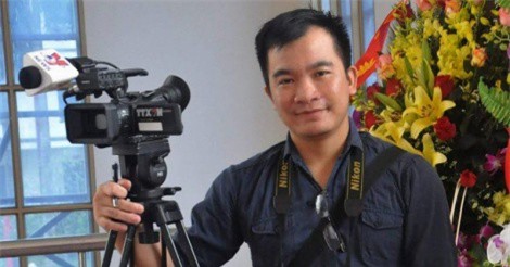 Truy tặng bằng khen của Thủ tướng cho PV Đinh Hữu Dư