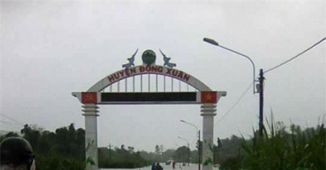 Áp thấp nhiệt đới gần bờ, hàng nghìn người dân Nam Trung Bộ sơ tán