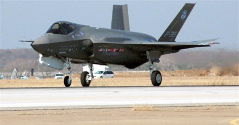 Máy bay chiến đấu F-35 của quân đội Mỹ bị gỉ sét