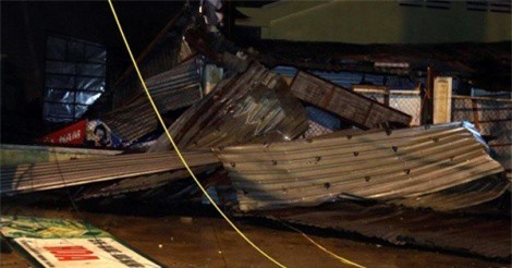 Bão Damrey giật cấp 15 đang càn quét Đà Nẵng, Khánh Hòa