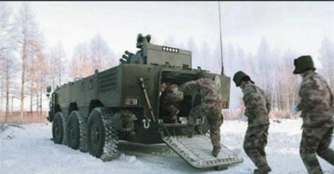 Trung Quốc bí mật thử nghiệm xe bọc thép lội nước thế hệ mới?