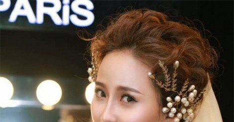 Hành trình từ học trò Phạm Hương cho đến Hoa hậu Hoàn cầu của Khánh Ngân