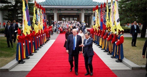Đến Hàn Quốc, ông Trump tiếp tục ra thông điệp "rắn" với Triều Tiên