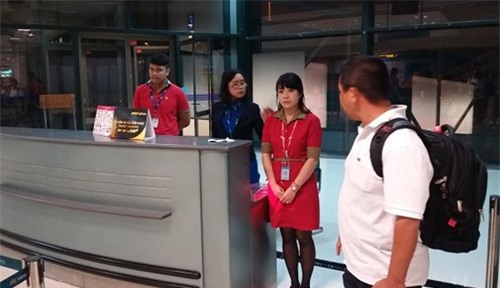 Nhân viên xé vé của khách đến muộn, Vietjet Air lên tiếng