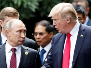 Tổng thống Trump và Putin bàn chuyện gì với nhau tại APEC?